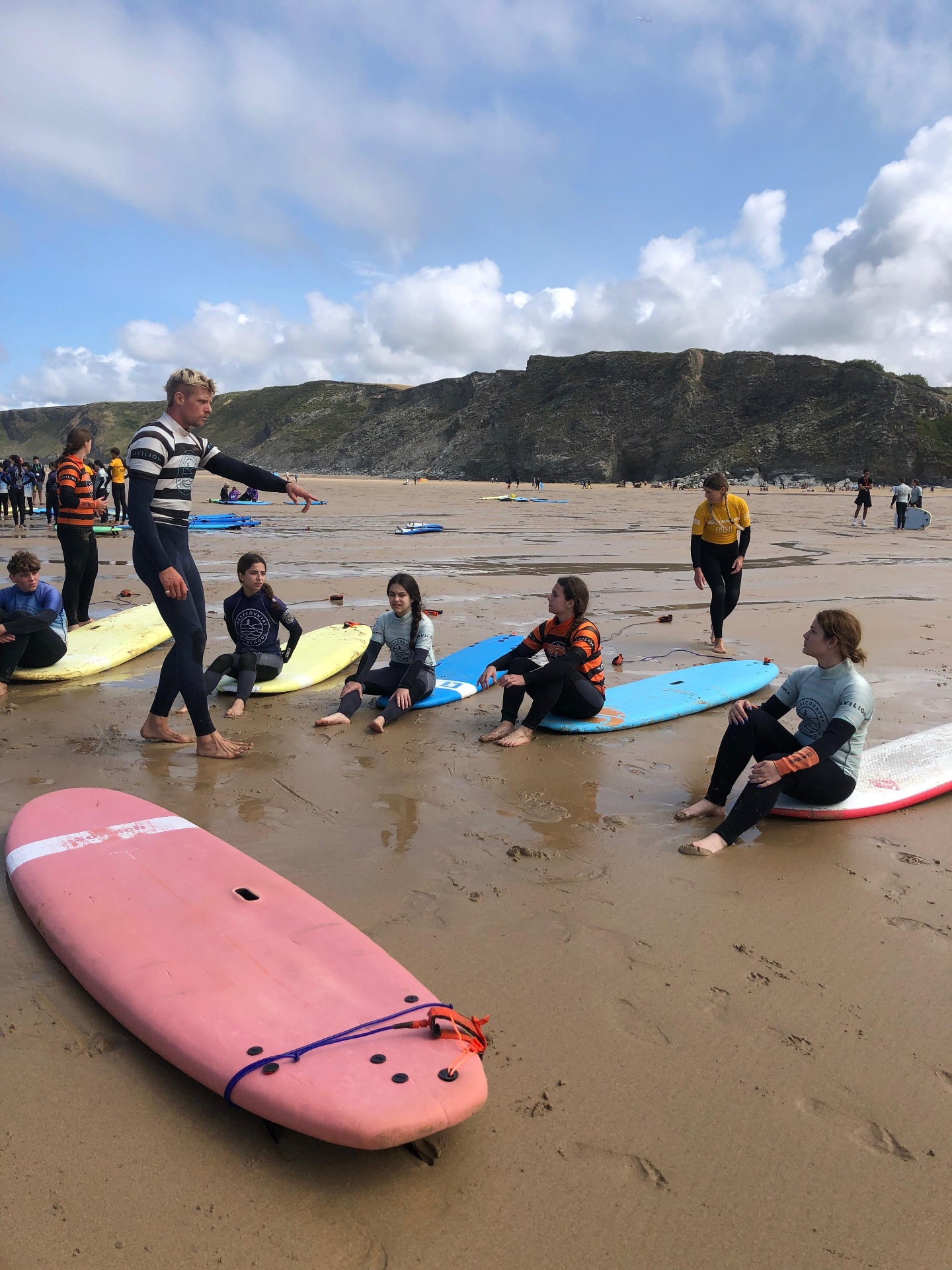 Aula de surf na Cornualha